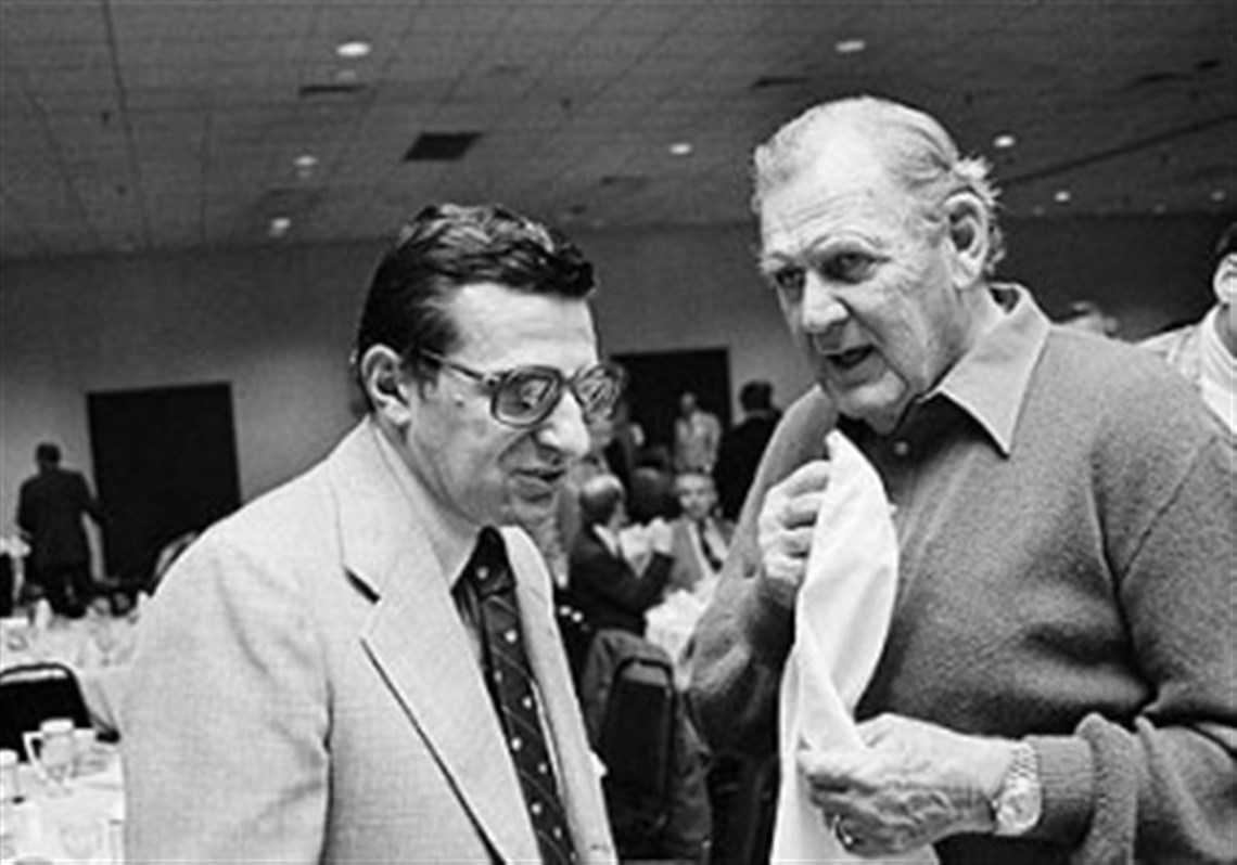 Joe-Paterno-and-Paul-Bear-Bryant.jpg
