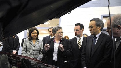 Donna Imhoff Donna Imhoff, president of Community College of Allegheny County's North Campus, discussed a hybrid vehicle yesterday with members of the Obama cabinet during a tour of CCAC's West Hills Center in Oakdale. From left are Labor Secretary Hilda Solis, Imhoff, Pittsburgh Mayor Luke Ravenstahl, Energy Secretary Steven Chu, and Congressman Mike Doyle. The tour highlighted the school's job training and high efficiency building technologies.