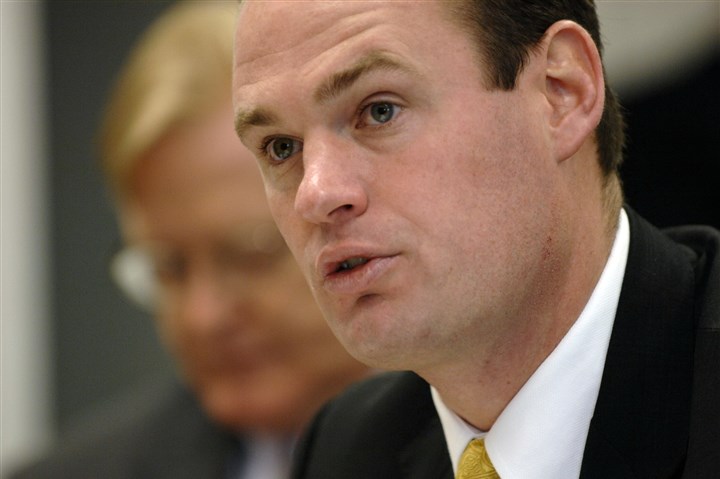 Jury disagrees with officer in suit against city, former mayor