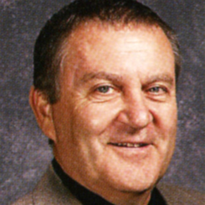 20140409KingLoc.jpg 20140409KingLoc Sam King, Assistant Principal tackled and disarmed the suspect.