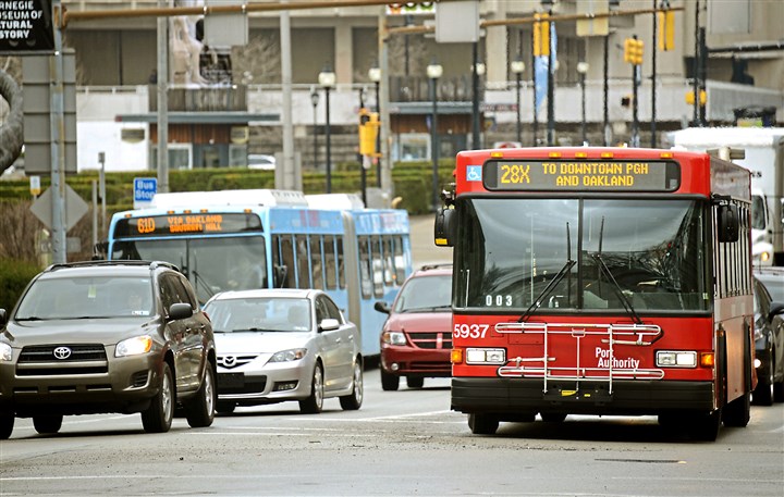Bus Rapid Transit route through Oakland to be set by end of April