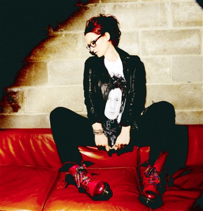 Ingrid Michaelson brings in lots of voices for bigger-sounding 'Lights ...