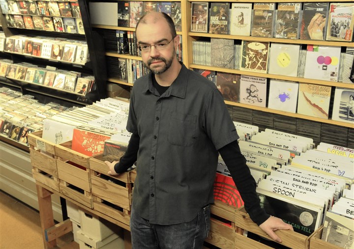 Obituary: Karl Hendricks: Acclaimed indie-rocker, teacher and record store owner