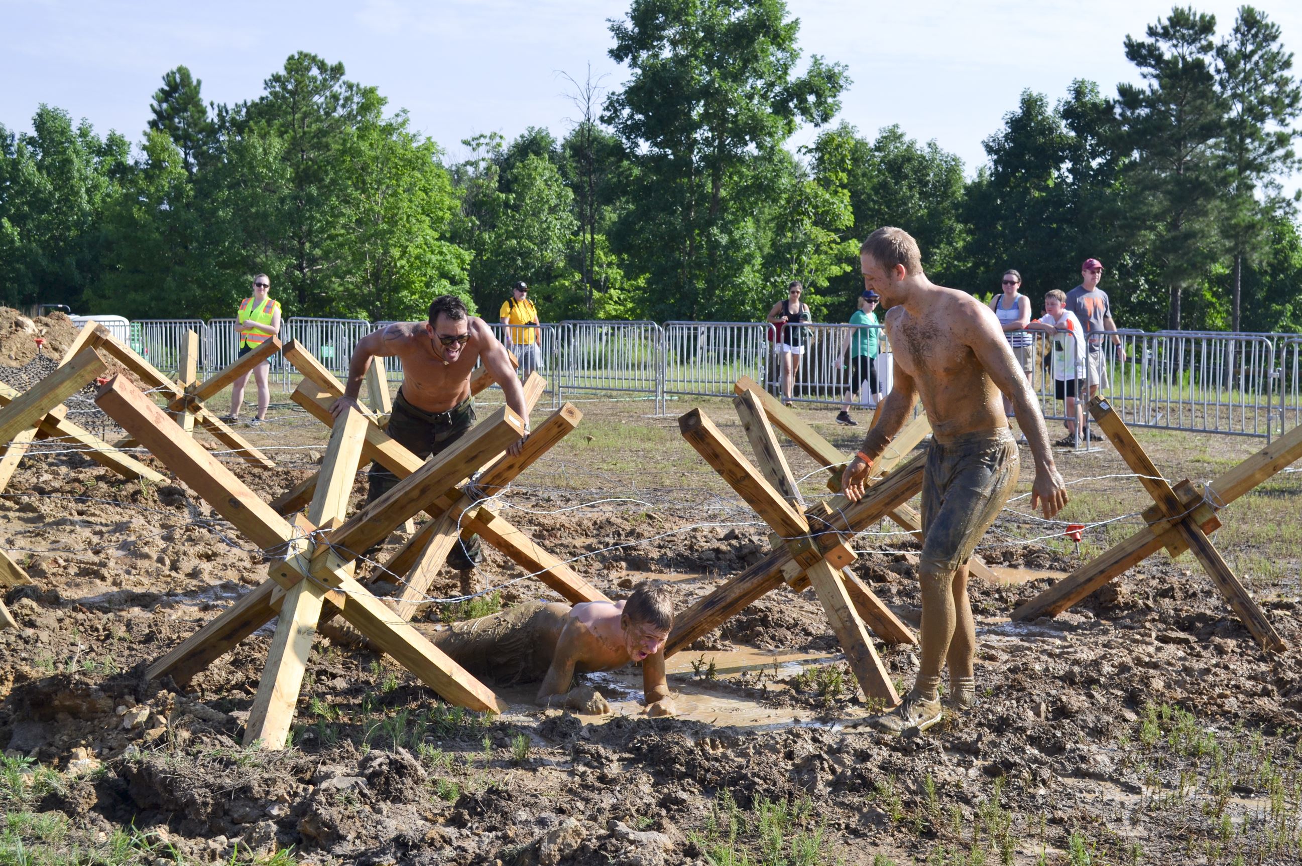 BattleFrog Obstacle Course Gives A Sample Of Navy SEAL Training 
