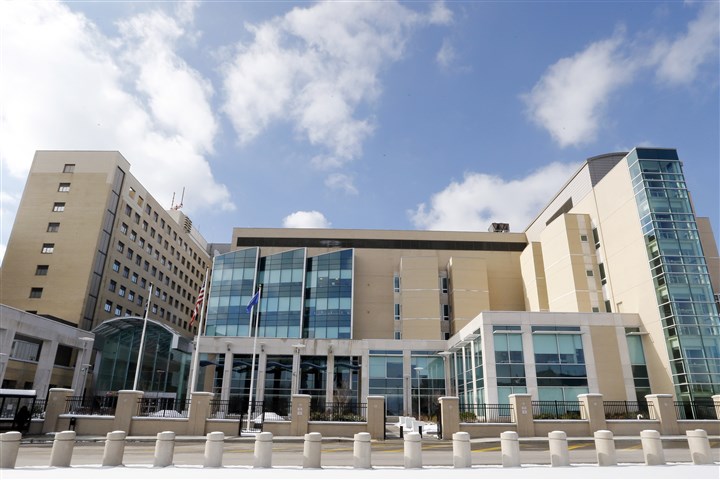 Sen. Casey calls for federal investigation into CDC emails on Legionnaires' outbreak