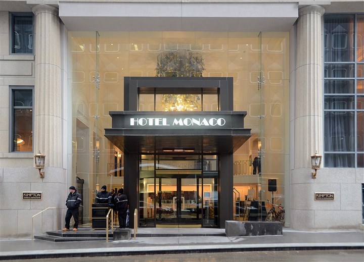 Downtown hotel has heart in the 'write' place