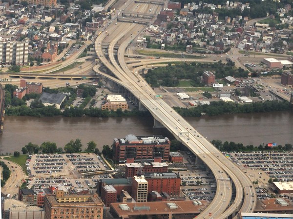 TRAFFIC: Lane closures planned for Veterans Bridge