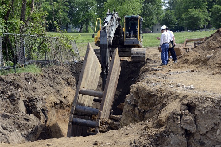 Do firms neglect trench dangers?