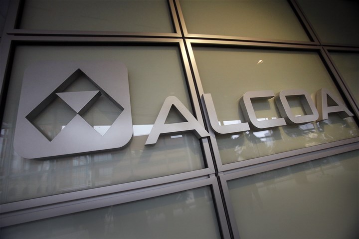 Alcoa vows to complete split this year