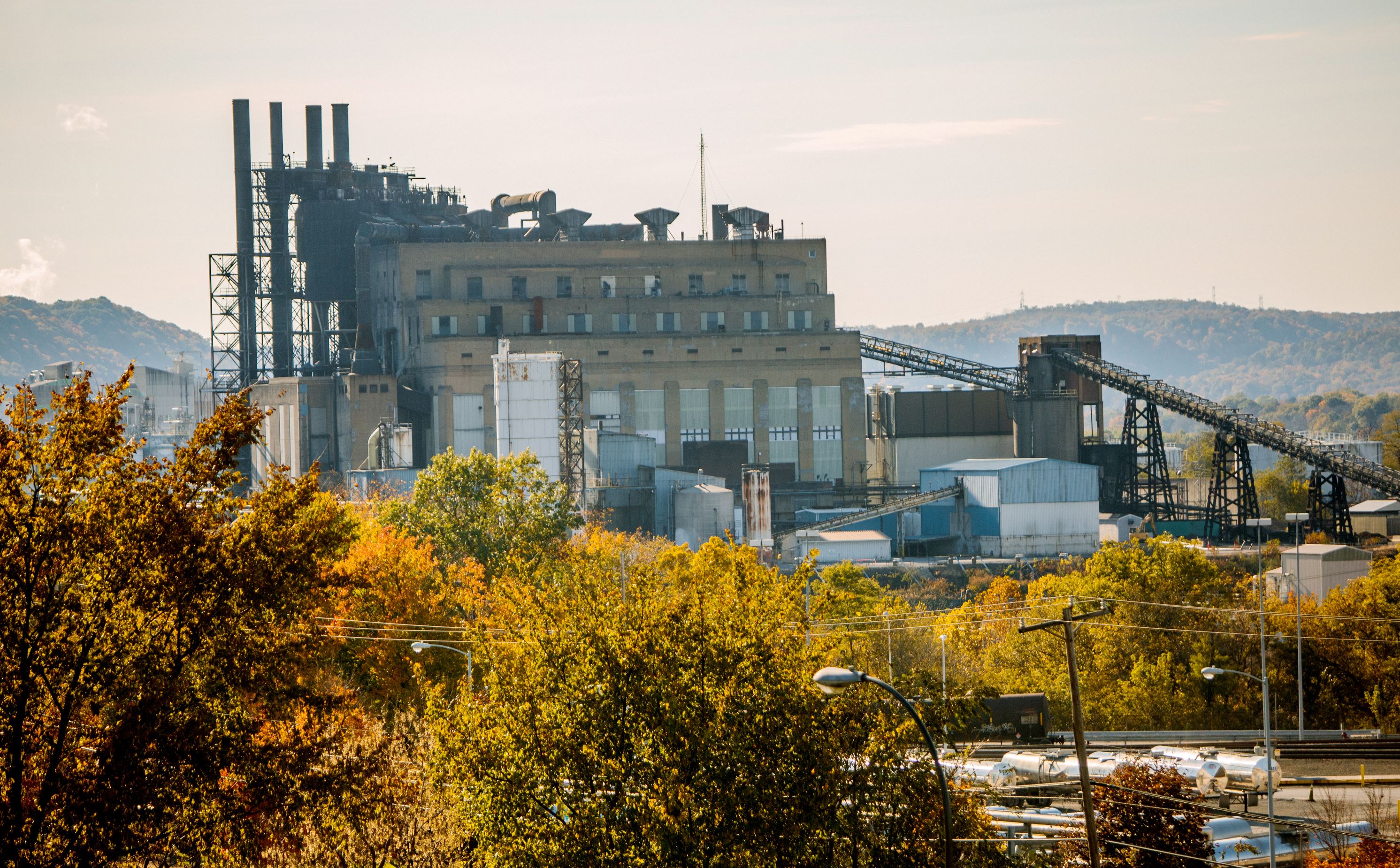 Beaver Valley coal plant shutters, scraps plans to switch 
