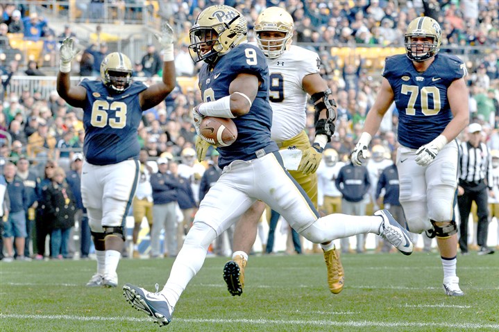 20151106mfpittsports17-8 Pitt's Jordan Whitehead runs into the end zone for a touchdown against Notre Dame Nov. 6 at Heinz Field.