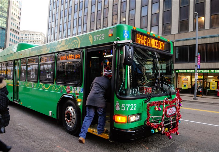 Port Authority contract reflects fiscal strength