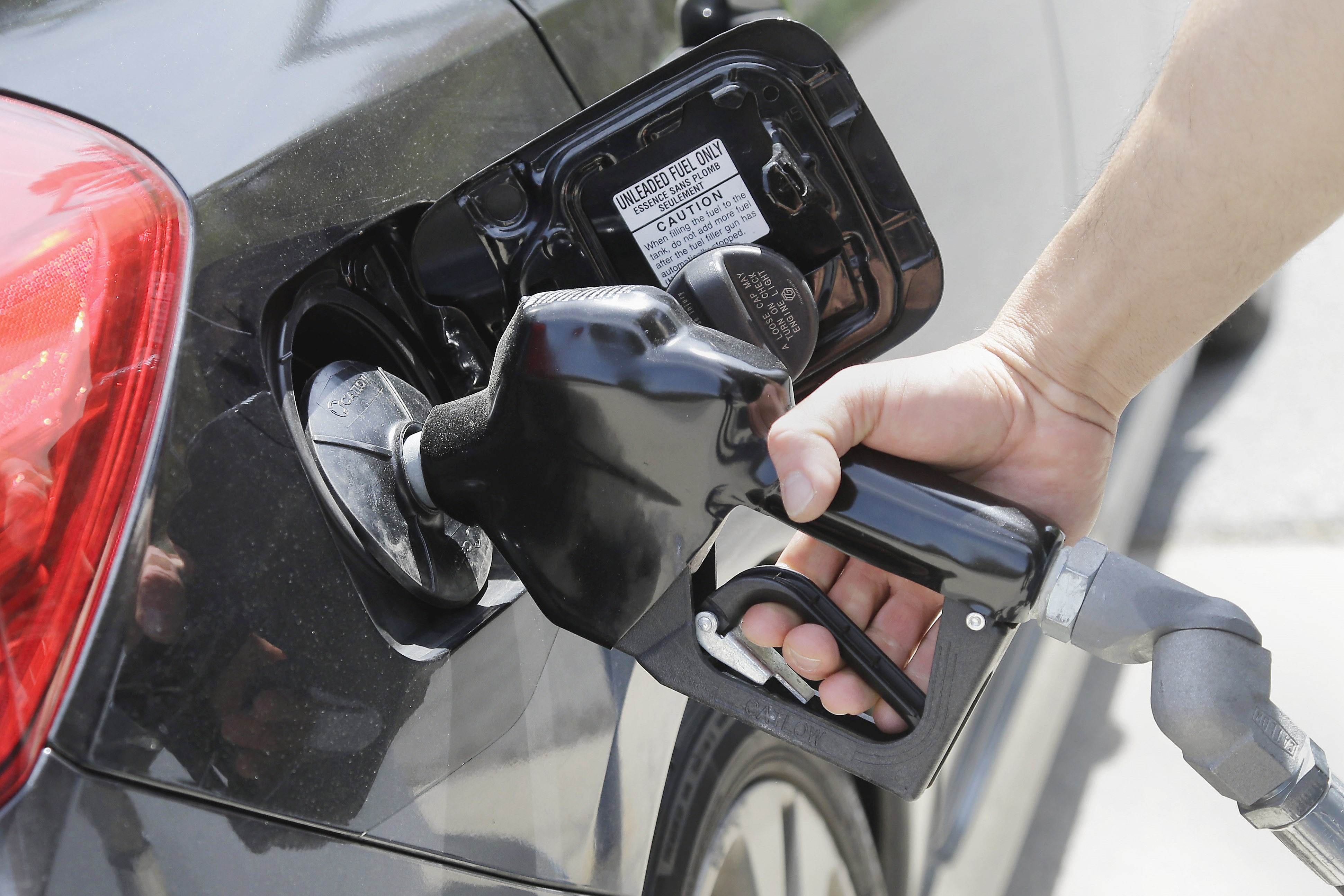 Pittsburgh-area gasoline prices continue rare springtime decline