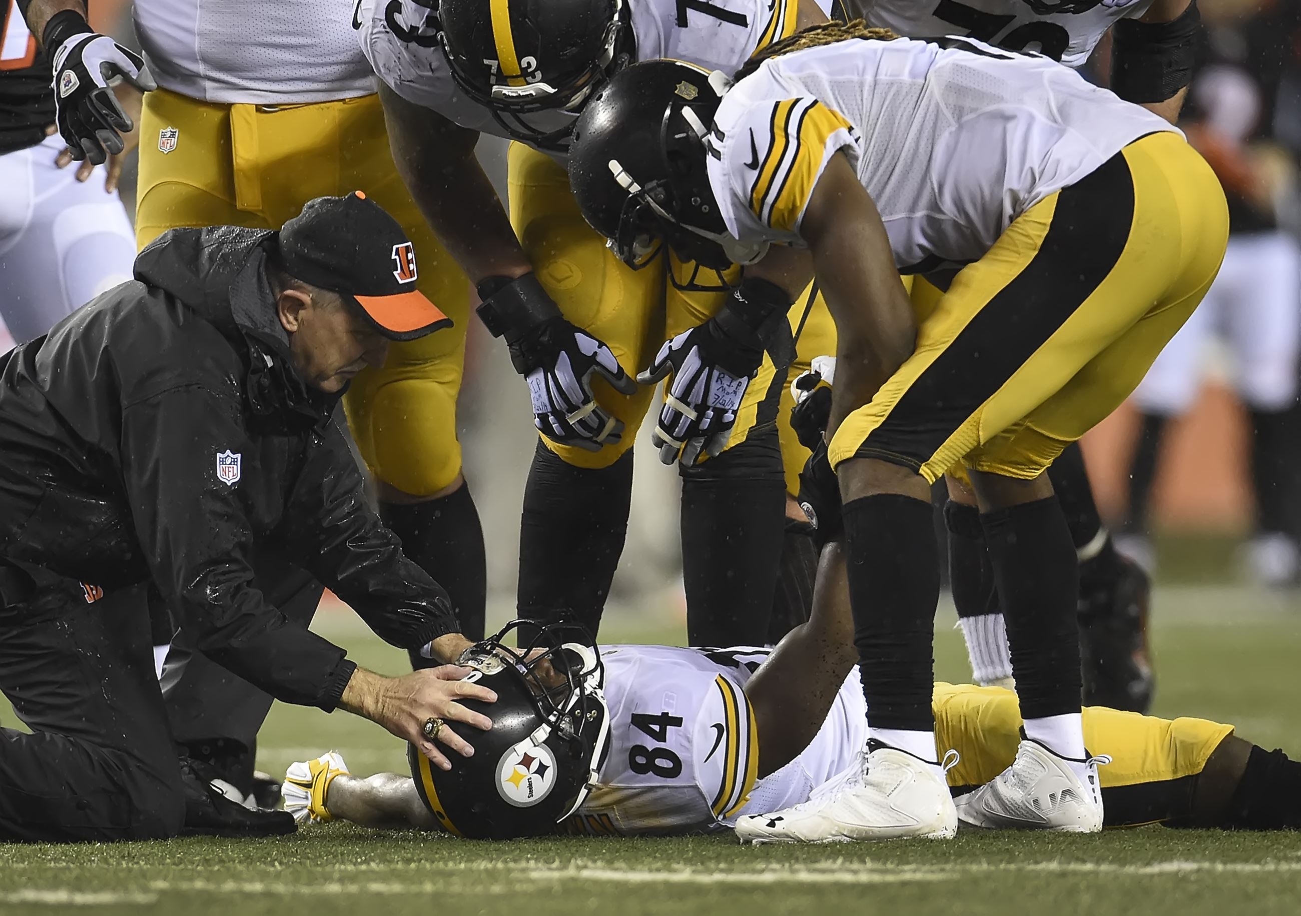 Steelers WR Antonio Brown ruled out for Sunday game against Denver | Pittsburgh Post ...