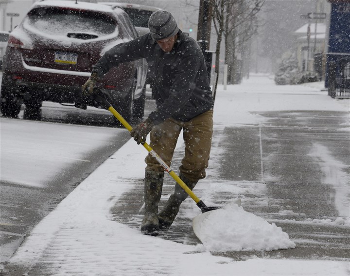 Winter weather advisory issued for Pittsburgh region; schools announce early dismissals