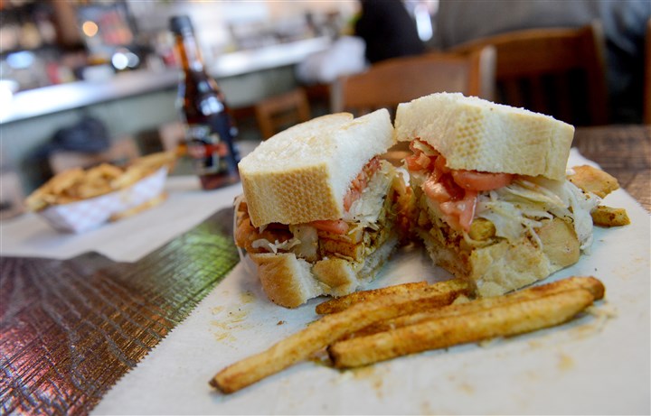 It's a no-fish zone for Pittsburgh restaurant chain in lead-up to Steelers-Dolphins game