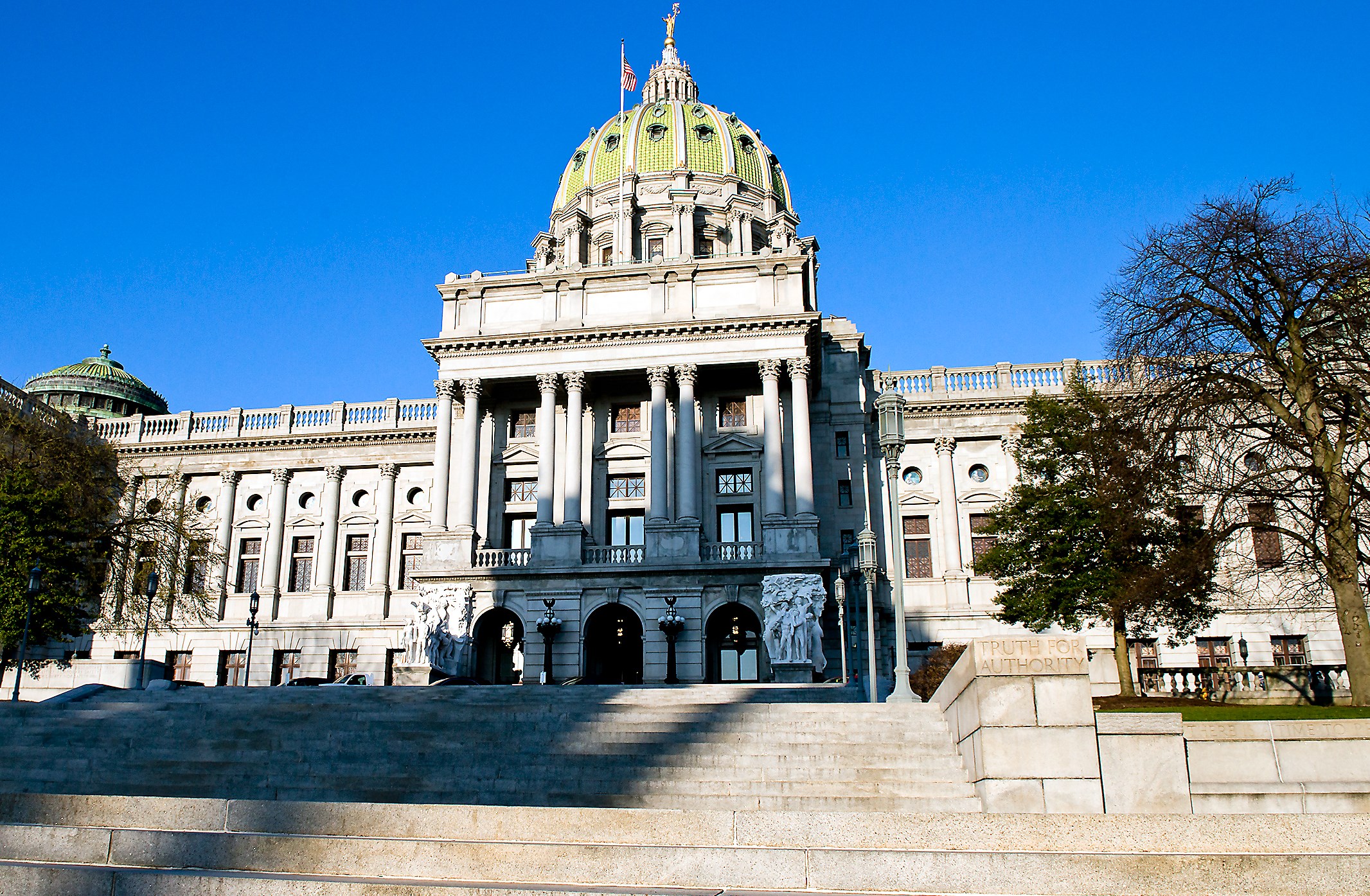 Pa. lawmakers run out of time for pension reform; beer bill approved