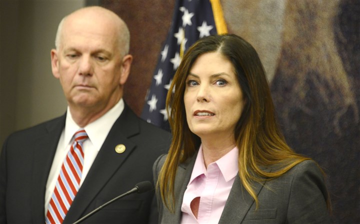 Wiretaps, AG's signature challenged by accused heroin dealer charged in witness killing