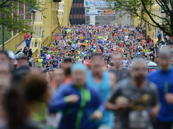 Marathon participation running downhill