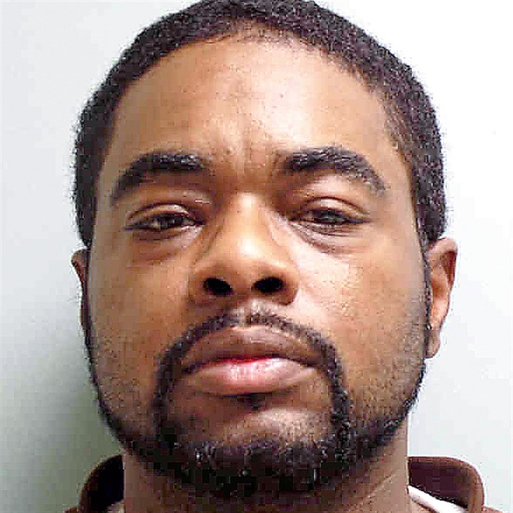 Wade's former girlfriend said he cooked her dinner, watched television on day of killings