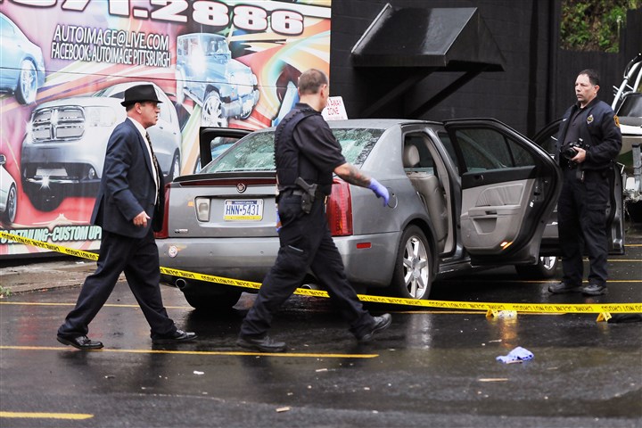 Pittsburgh police investigate a shooting in Beechview