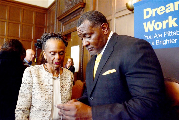 New resume questions raised about incoming Pittsburgh Schools superintendent