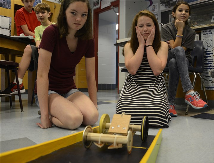 Shaler Area Middle School students find out who’s ‘King/Queen of the Hill’