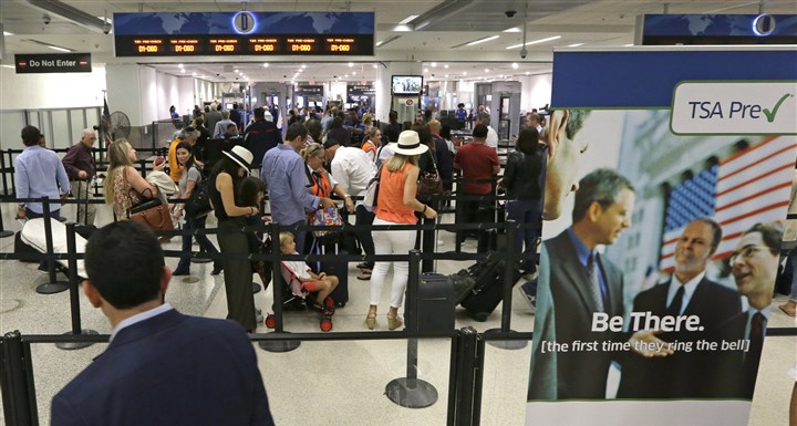 Holiday air travelers get a break from long security lines