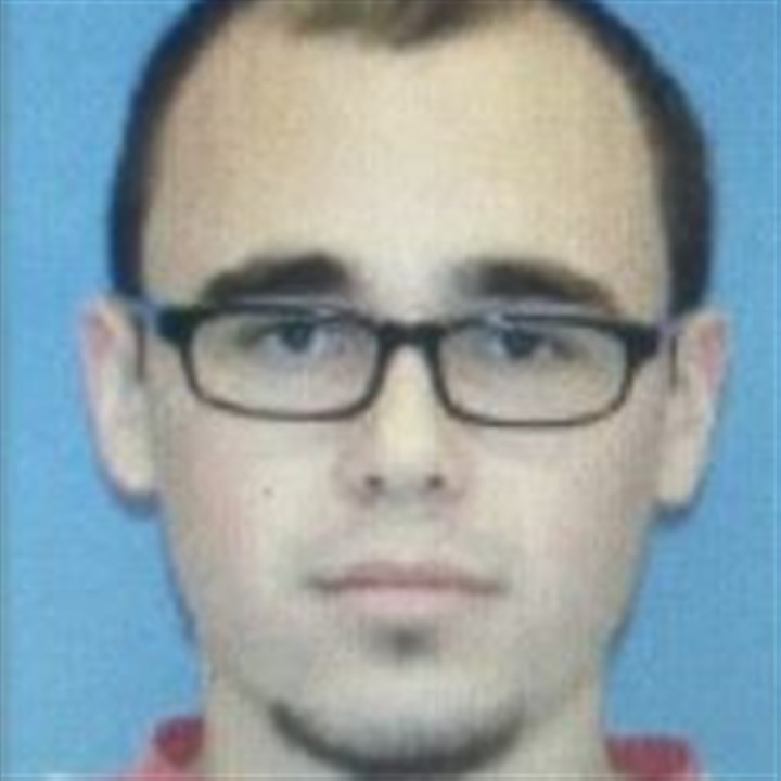 Suspect in ex-girlfriend's killing told father he was obeying 'the voices'