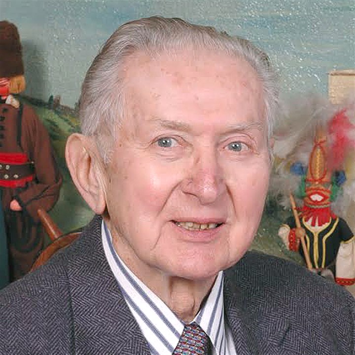 Obituary: Walter Kolar / Groundbreaking Tamburitzan director