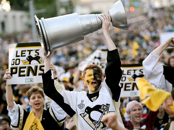 Hear Ye, Hear Ye: Proclamation declares Thursday 'Black and Gold Day'