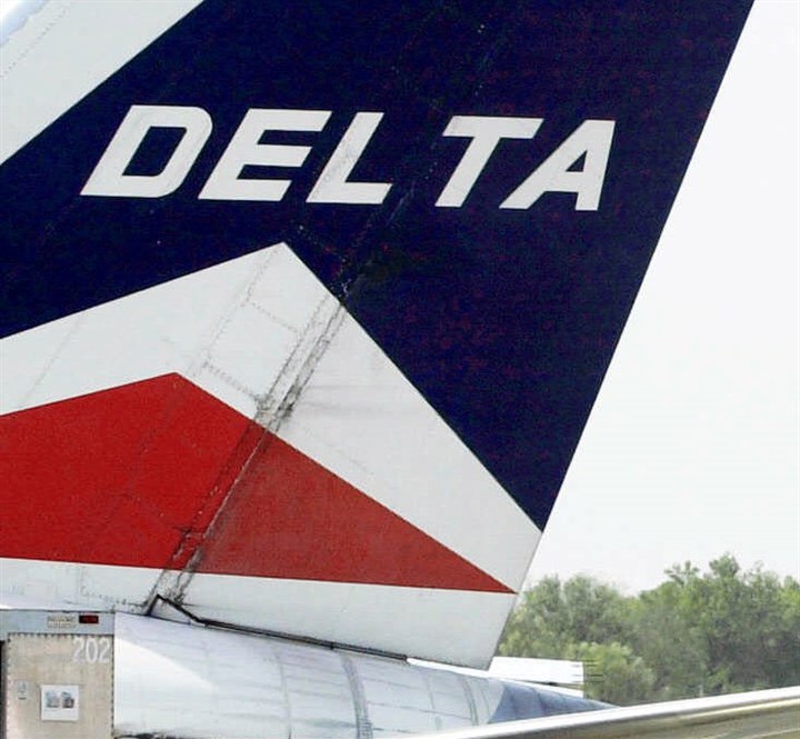 Pittsburgh-bound airliner forced back to Paris after ‘blowout’ jet-engine failure