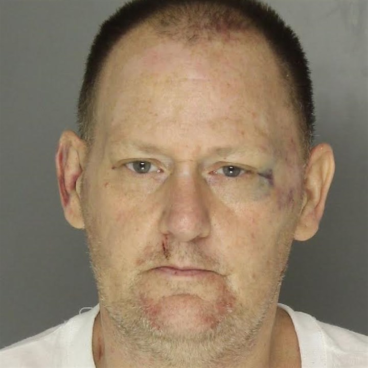 Man arrested, charged in weekend stabbing in Monroeville