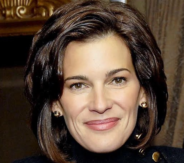 Fired WTAE anchor Bell files suit for reinstatement