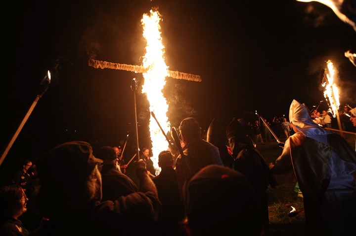 Report: U.S. hate groups increase with Trump's presidential win