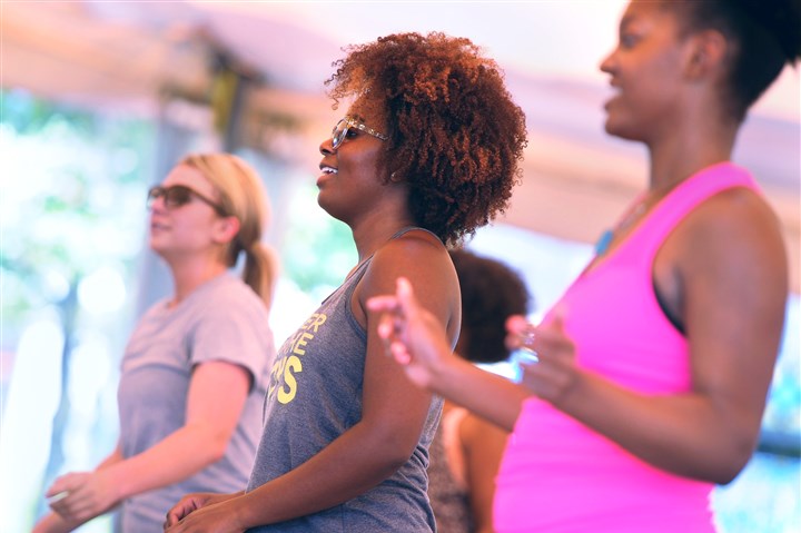 Survivor helps groups promote CPR training and organ donation