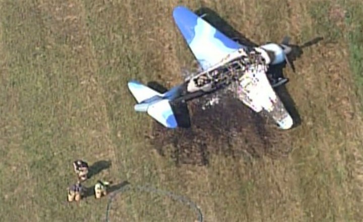 Pilot in fiery landing at Allegheny County Airport dies