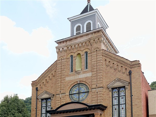 Altered bar: Church-turned-nightclub makes comeback as worship site