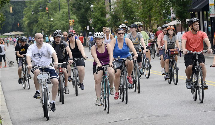 Pittsburgh ranks high in pedestrian, bike safety, study shows