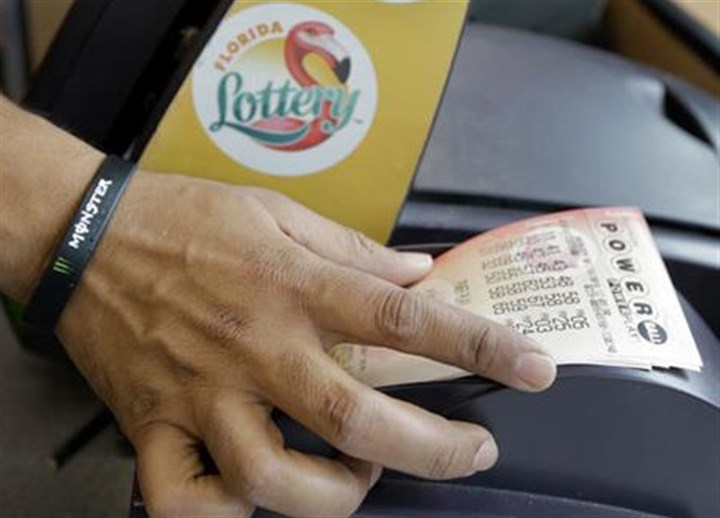 Numbers drawn in $487 million Powerball jackpot