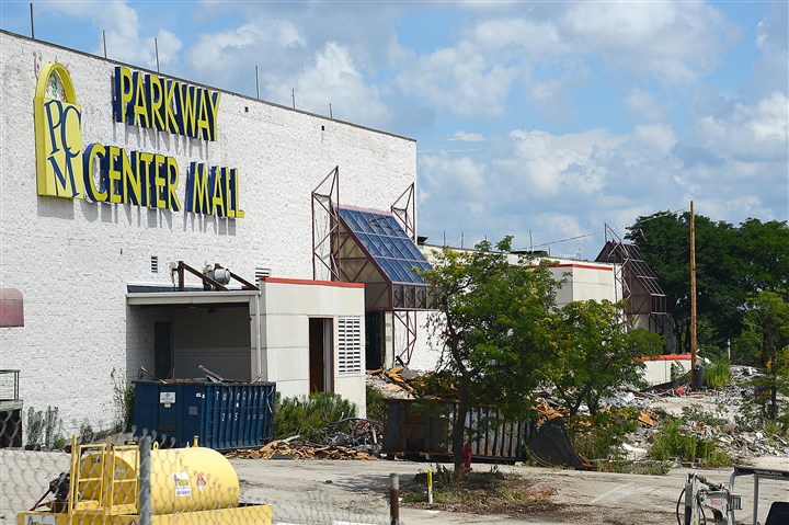 Parkway Center Mall's demolition making way for new development