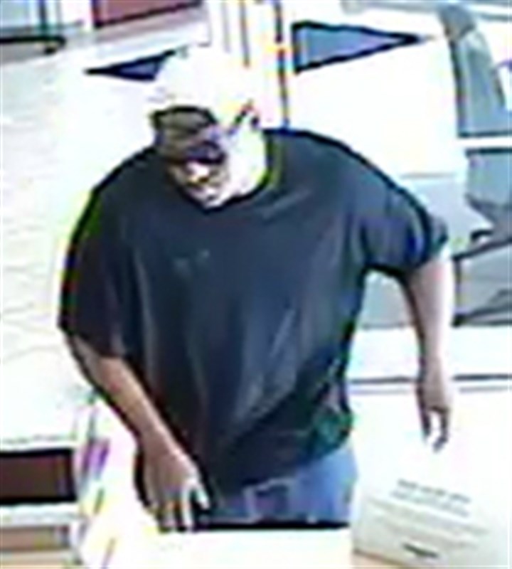 Authorities looking for man suspected in Crafton/Ingram bank robbery