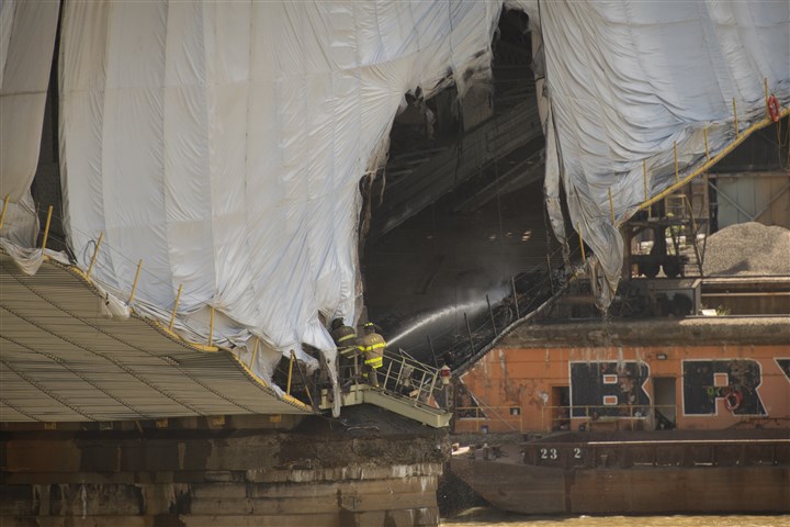 Liberty Bridge closed indefinitely after construction tarp fire