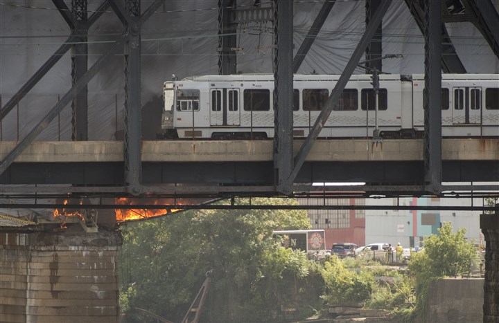 Liberty Bridge closed indefinitely because of fire-damaged structural beam