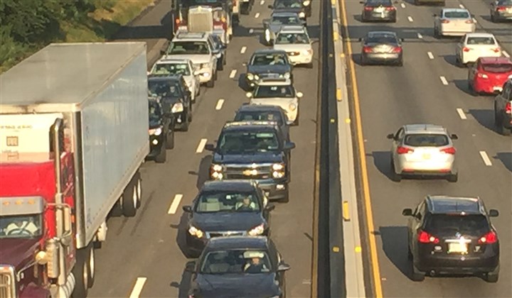 TRAFFIC: Multi-vehicle crash cleared along Parkway North