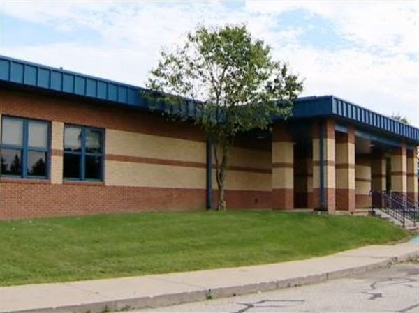 School superintendents coordinate to plead for state funding help