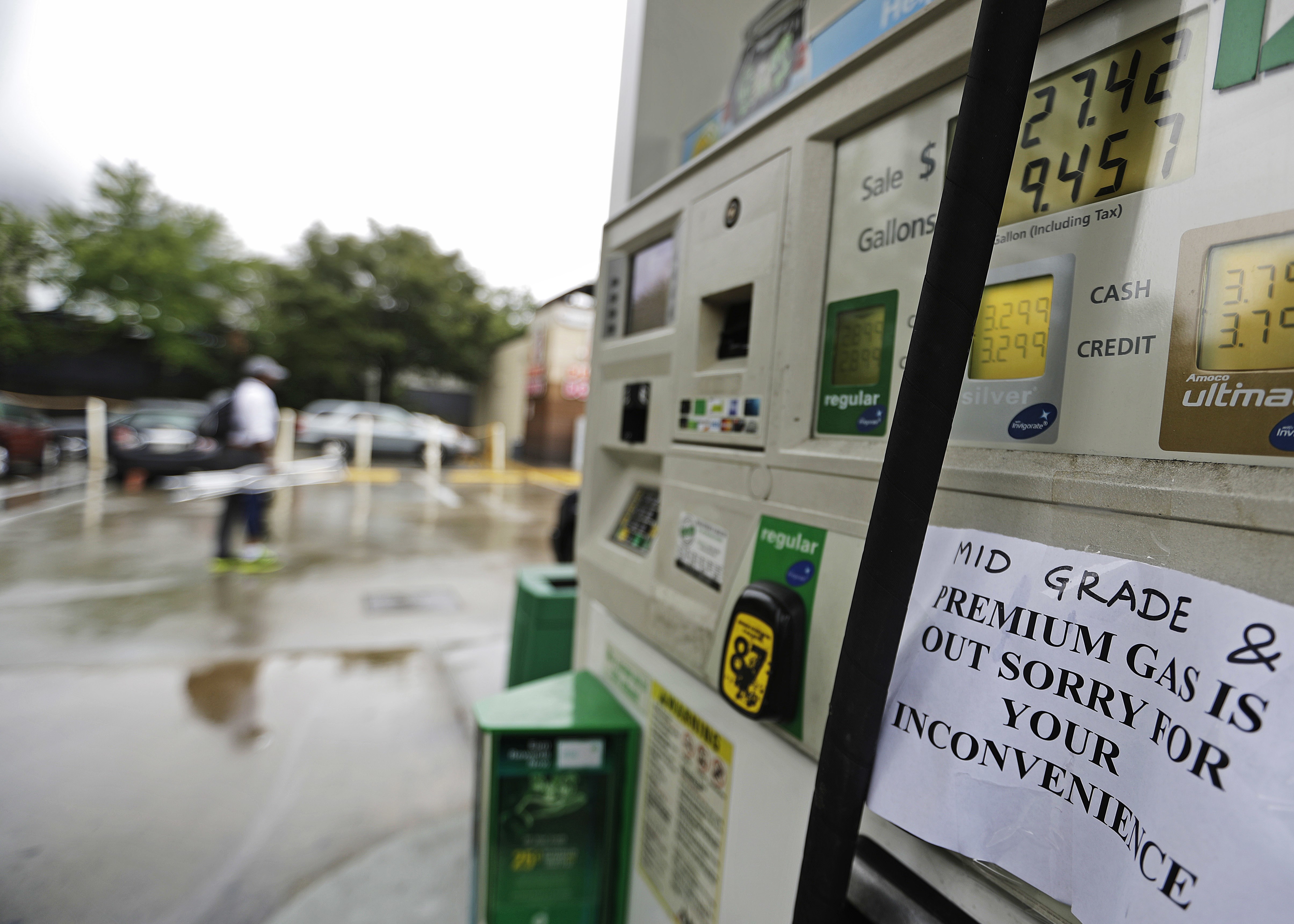 Pittsburgh-area gasoline prices stay flat with pipeline disruption