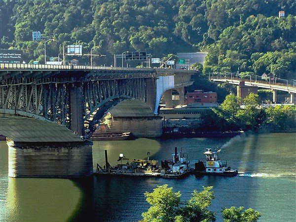 TRAFFIC: NB Route 65 remains closed in Ambridge; Liberty Bridge to close this weekend