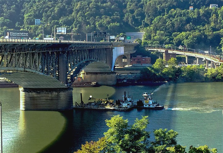 TRAFFIC: Lane closures set for Liberty Bridge, Parkway East