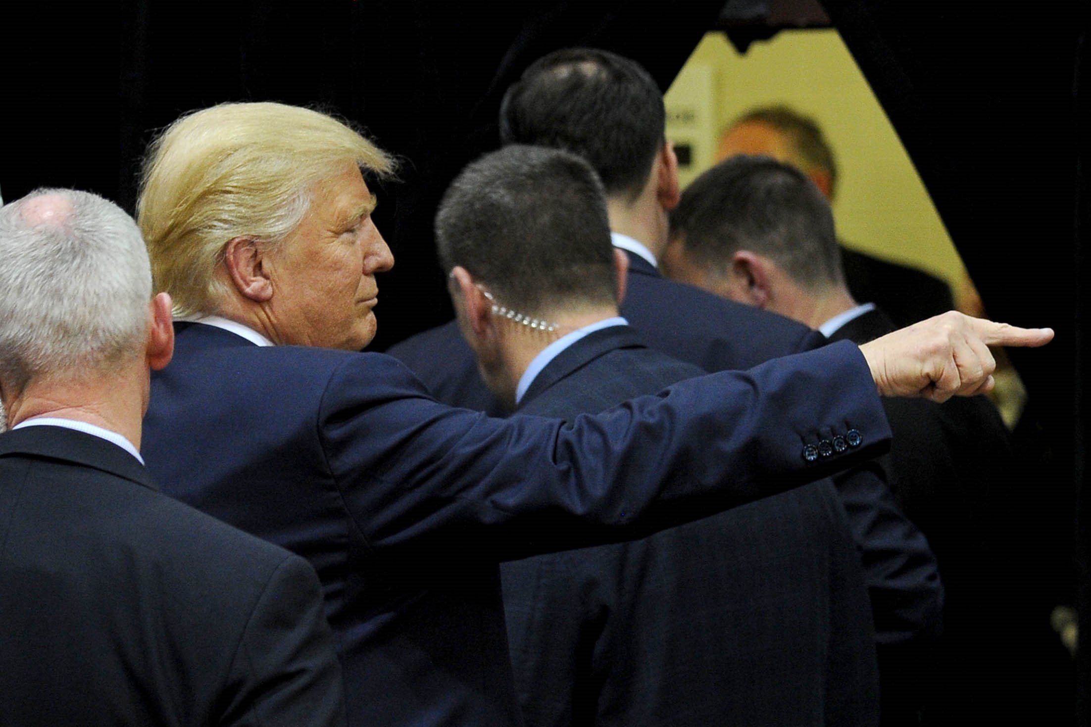 In Ambridge appearance, Trump continues attacks on Clinton